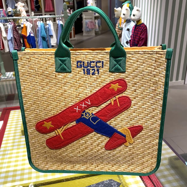 gucci かごバッグ 偽物 大人も グッチ ヒコーキトート かごバッグ