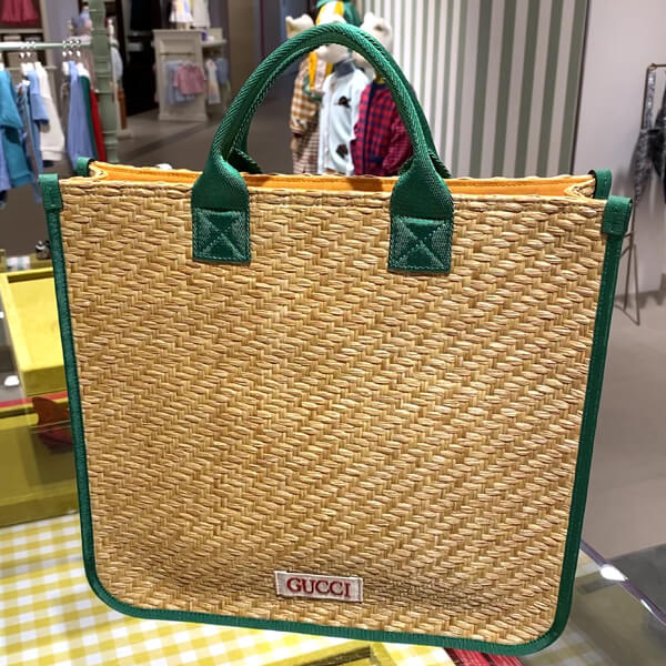 gucci かごバッグ 偽物 大人も グッチ ヒコーキトート かごバッグ