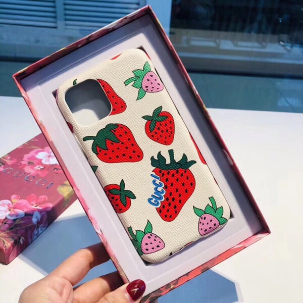 gucci iphoneケース コピー ストロベリー iPhone11 ケース