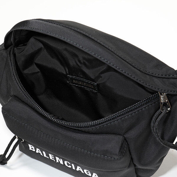 BALENCIAGA バレンシアガ ベルトバッグ 偽物 ナイロン ロゴ ウィール 569978 HPG1X 1090