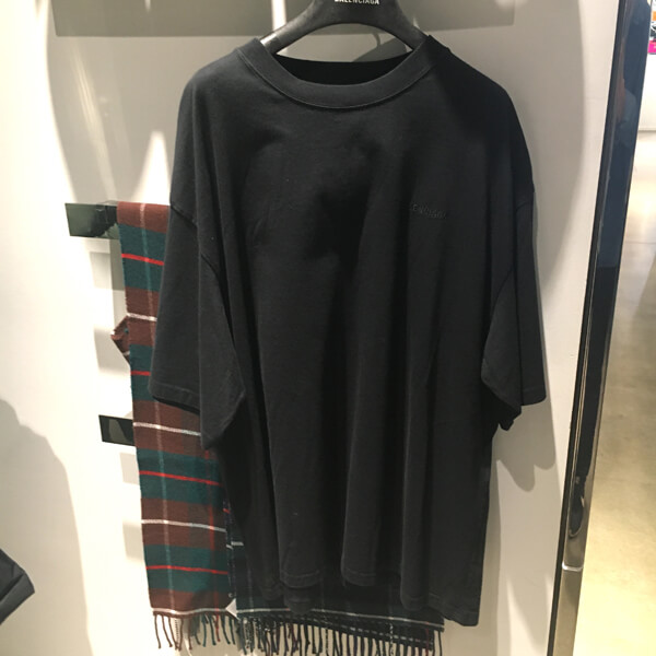 バレンシアガ tシャツ 偽物 Balenciaga バックプリント 半袖Tシャツ