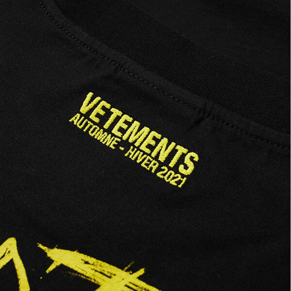 ヴェトモン tシャツ 偽物 VETEMENTS Tシャツ 日本未入荷 WORLD TOUR OVERSIZED