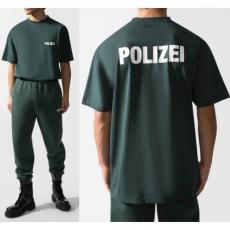 ヴェトモン tシャツ 偽物  VETEMENTS POLIZEI Tシャツ グリーン ポリス