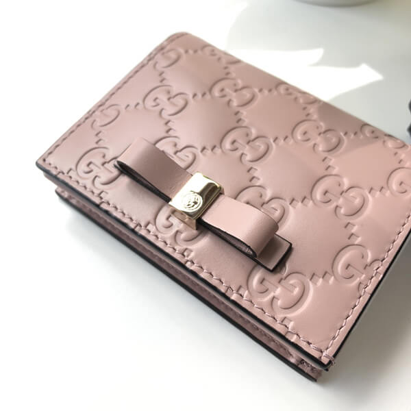  gucci 財布 偽物 コンパクト財布 名刺入れカードケース グッチシマ レッド カードケース　名刺入れ