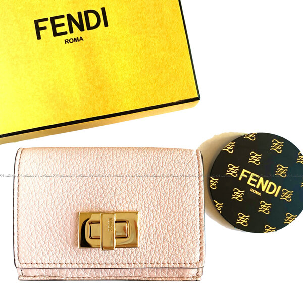  FENDI フェンディ ピーカブー コピー セレリア マイクロ 三つ折り財布