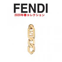 フェンディ ピアス コピー FENDI FF シングル ゴールドカラーピアス フェンデイのFFロ...