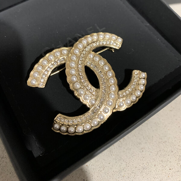 シャネル 偽物 CHANEL CCブローチ ココマークアクセパール BROOCH