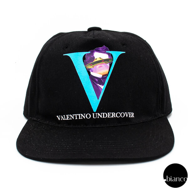 VALENTINO x UNDERCOVER V FACE UFO ヴァレンティノ キャップ コピー ロゴ UNISEX SY0HDA10CEU 0NO