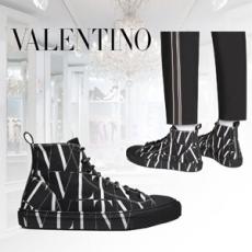 ＊VALENTINO＊VLTN ヴァレンティノ ハイカット スニーカー コピー  ●ブランド● VALENTINO GARAVANI　 ヴァレンティノ ガラヴァーニ 『VLTN ハイカットスニーカー』 VLTNのロゴが刻印された、マジックテ