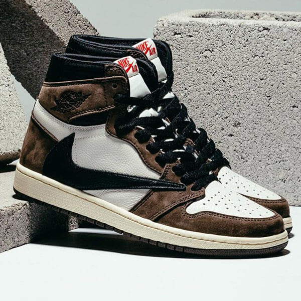 ナイキ エアージョーダン スニーカー コピー NIKE Jordan 1 Retro High Travis Scott ジョーダン 1 レトロ