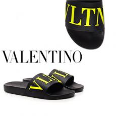 ☆20SS・未入荷カラー☆ヴァレンティノ サンダル コピー【VALENTINO】VLTN FLUO ラバーサンダル UY2S0873FADPP8