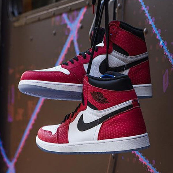 ナイキ エアージョーダン スニーカー コピー 超入手困難限定ｺﾗﾎﾞ激ﾚｱ! Nike Air Jordan 1 High Spider-Man