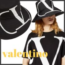 ヴァレンティノ キャップ コピー Valentino Garavani VLOGO Bucket Hat ハット