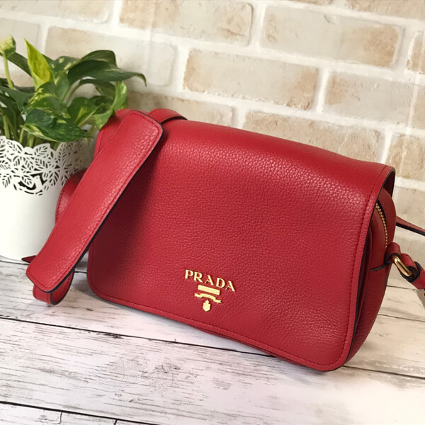 SALE【国内発送】PRADA◆小さめキュート♪ショルダーバッグ 1BD163