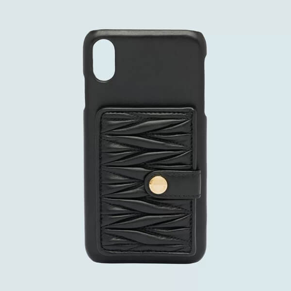 miumiu iphoneケース コピー MiuMiu マテラッセ カード入れ付IPHONE XS MAXケース 5ZH083