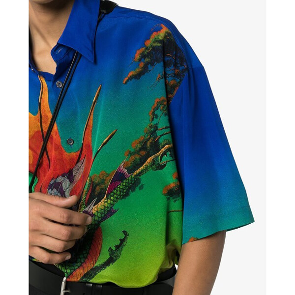 VALENTINO ヴァレンティノ Tシャツ コピー VALENTINO DRAGON AT DAWN PRINT SHORT-SLEEVED SHIRTTV0AA77165S84M