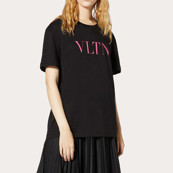 VALENTINO◆VLTN ヴァレンティノ ロゴTシャツ コピー 2色 プリント TB3MG07D3V645F