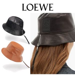 ＜LOEWE ロエベ キャップ 偽物＞フィッシャーマン レザーバケットハット