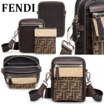 FENDI◎スーパーコピーFF ジャカード モノグラム ナイロン&レザー メッセンジャーバッグ 7VA488A7UWF19A5