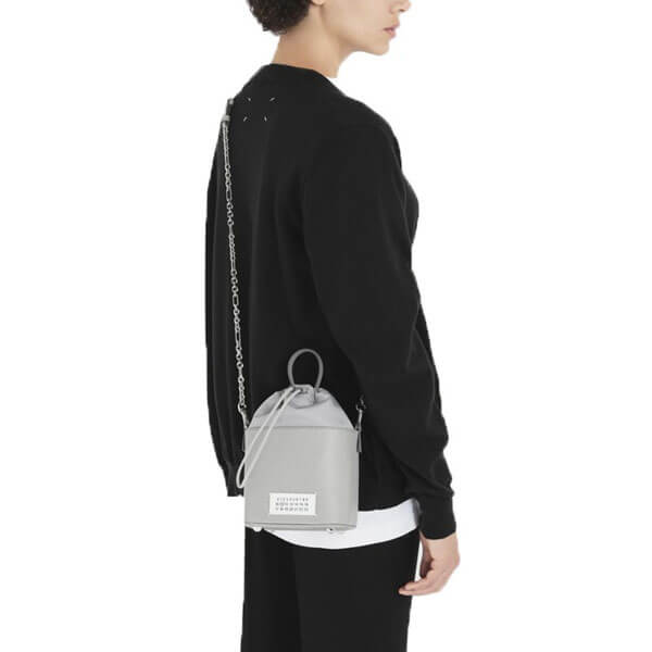 メゾンマルジェラ バッグ コピー 20AW新作★Maison Margiela 2way レザー バケットバッグ S61WG0035P0396H7736