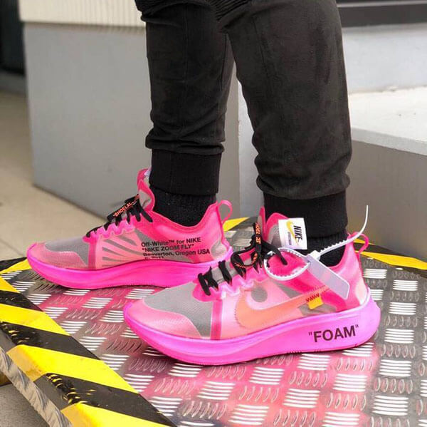 ナイキ スニーカー 人気 OFF-WHITE × NIKE ZOOM FLY SP - オフホワイト × ズームフライ AJ4588