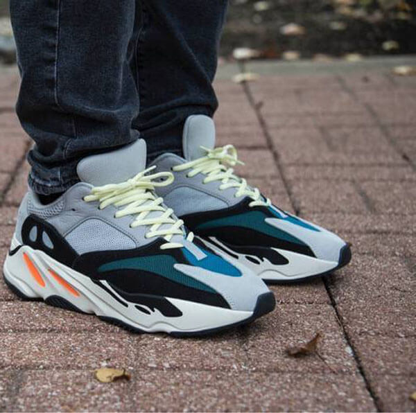 adidas Yeezy 偽物 Boost 700 Wave Runner イージー ウェーブランナー B75571