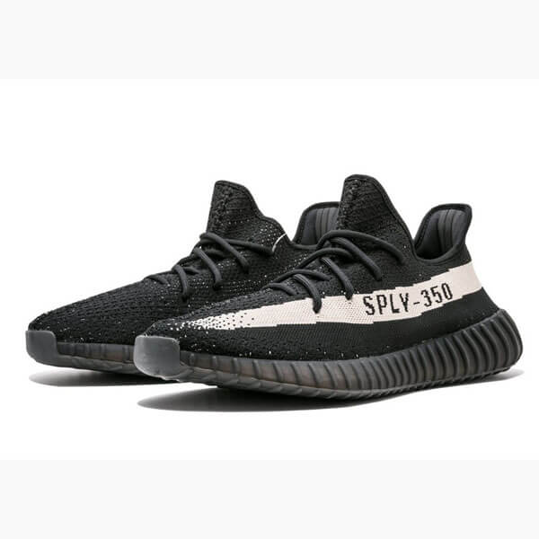 アディダス イージー Yeezy Boost 偽物 350 V2 Core Black White BY1604