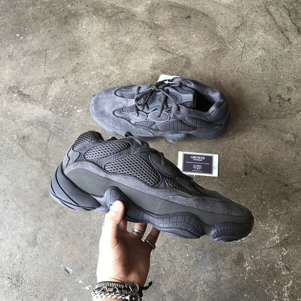 人気話題！アディダス 靴 偽物【adidas x Kanye West】 Yeezy 500 Utility Black F36640