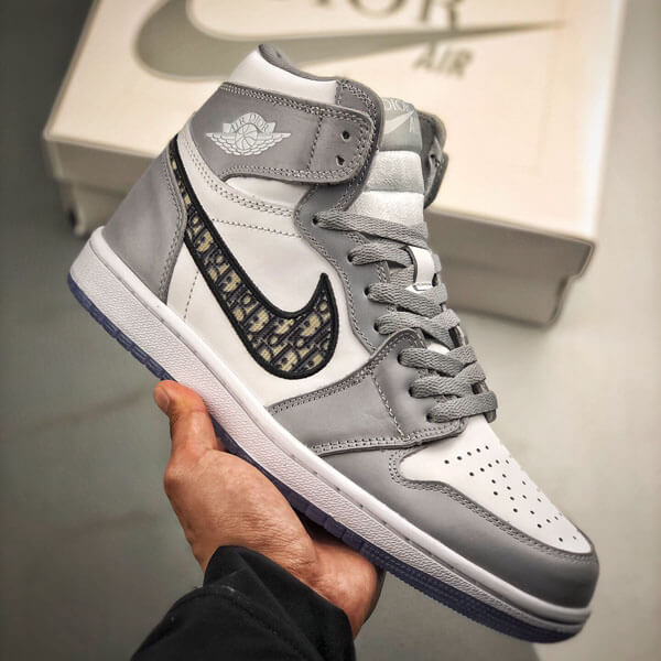 ナイキコラボ Dior Air Jordan 偽物 1 Retro high OG