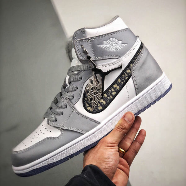 ナイキコラボ Dior Air Jordan 偽物 1 Retro high OG