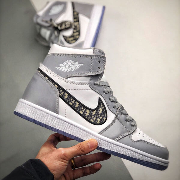 ナイキコラボ Dior Air Jordan 偽物 1 Retro high OG