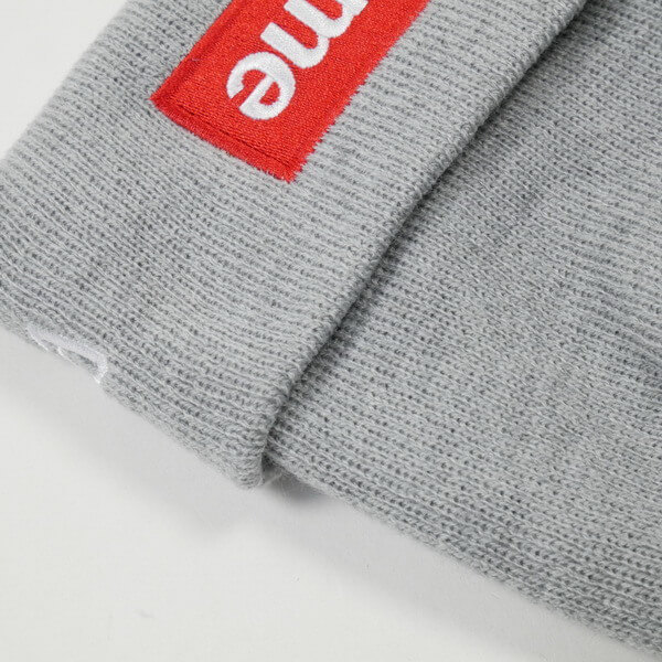 supreme ニット 帽 偽物  New Era Box Logo ロゴビーニー グレー (ステッカー付き)