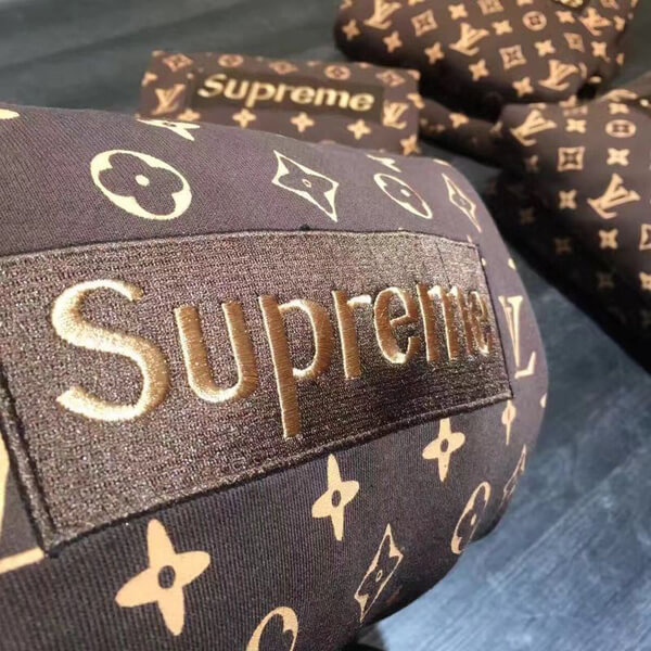 シュプリーム ヴィトン パーカー 偽物 Vuitton supreme ボックス ロゴ パーカー