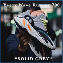 アディダス 激レア ☆ 入手困難 超限定 Yeezy 偽物 Wave Runner 700 OG...