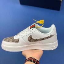 ナイキ xグッチ 偽物 エアフォース1 専用GUCCI×NIKE 超稀少The Shoe Sur...