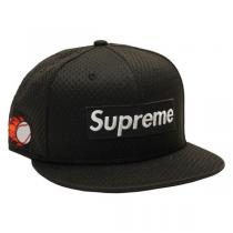 シュプリーム ニューエラ 偽物  Mesh Box Logo New Era Cap ニューエラ Black