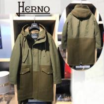 日本未入荷【HERNO】偽物ウール＆ナイロンパネルロングコート