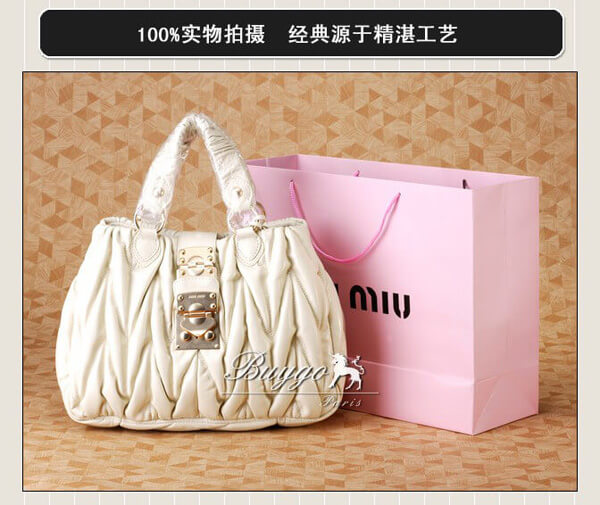 ミュウミュウ スーパーコピーMIUMIU/ミュウミュウ ストラップ付きギャザーハンドバッグ RN0473 MATELASSE LUX MUGHETTO