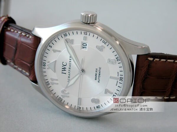 IWC スピットファイヤー スーパーコピーIW325502 マークXVI 茶皮 シルバー