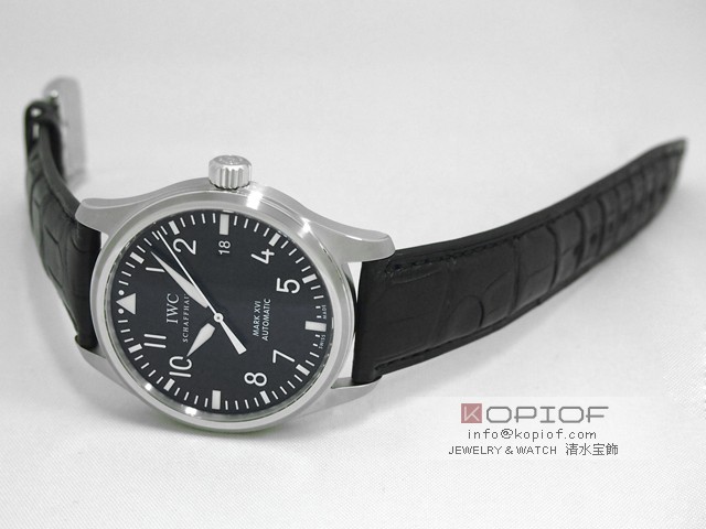 IWC パイロットウォッチ スーパーコピーIW325501 黒皮 ブラック