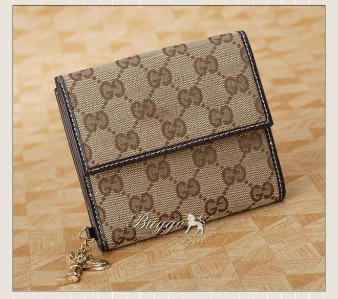 グッチ 財布 スーパーコピーグッチ 財布 GUCCI チャーム付 Wホック 二つ折り財布 154182　F40IS　1000 GGキャンバス