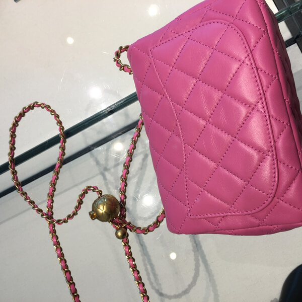 ★2020 ACT2. CHANELコピー★CRUSH MINI FLAP BAG in pink (52174048)