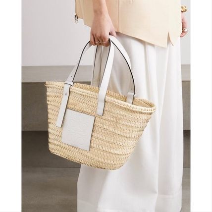 LOEWE ロエベ かごバッグ 偽物 バスケット ナチュラル/ホワイト 327.02.S92