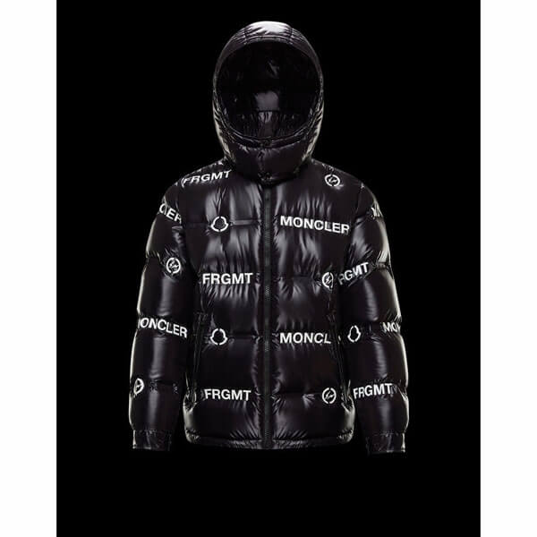 モンクレール 偽物 MONCLER FRAGMENT MAYCONNE モノグラム ダウンジャケット 09U1A5064068950999