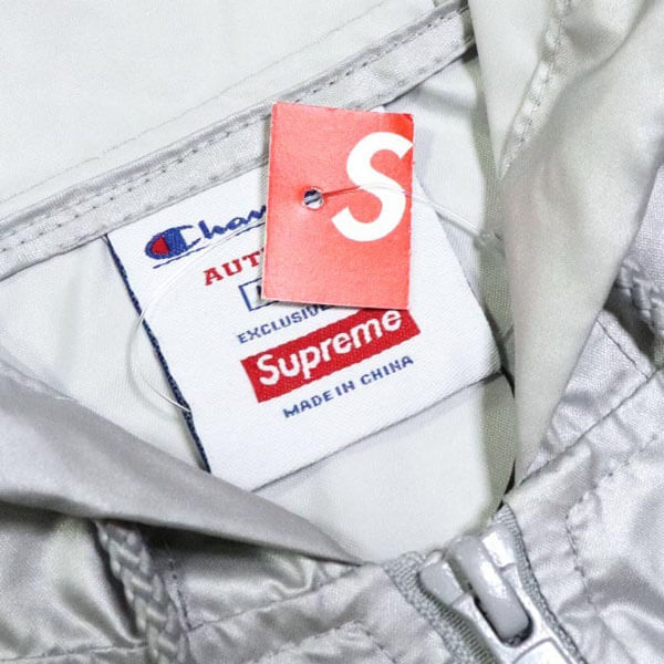 supreme champion 偽物 シュプリーム ボックス ロゴ パーカー HALF ZIP WINDBREAKER (ステッカー付)